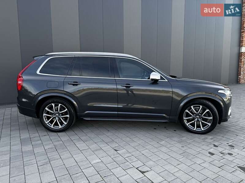 Внедорожник / Кроссовер Volvo XC90 2016 в 