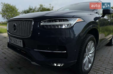Внедорожник / Кроссовер Volvo XC90 2017 в 