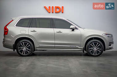 Внедорожник / Кроссовер Volvo XC90 2022 в 