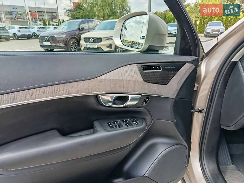 Позашляховик / Кросовер Volvo XC90 2023 в Києві