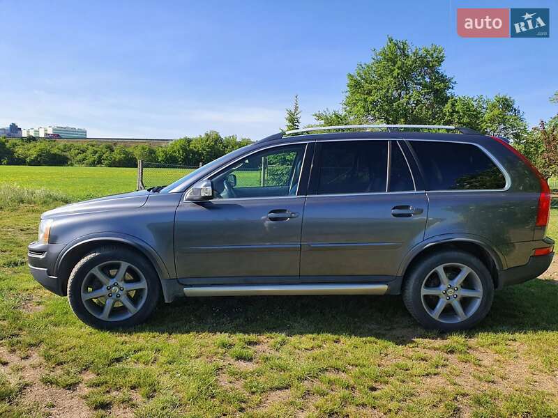 Внедорожник / Кроссовер Volvo XC90 2006 в Ужгороде