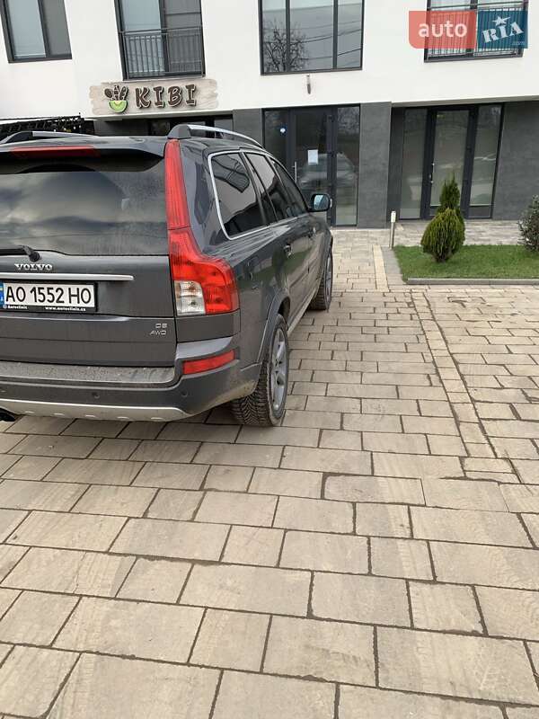 Внедорожник / Кроссовер Volvo XC90 2006 в Ужгороде