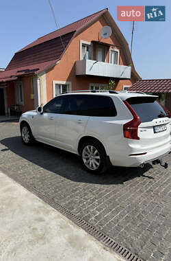 Внедорожник / Кроссовер Volvo XC90 2019 в 