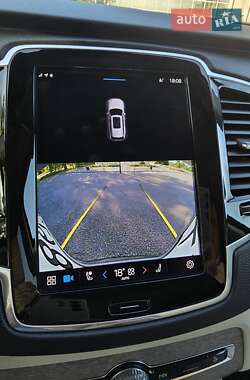Внедорожник / Кроссовер Volvo XC90 2022 в 