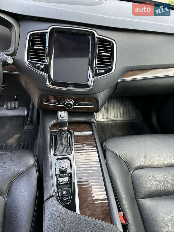 Внедорожник / Кроссовер Volvo XC90 2016 в Львове