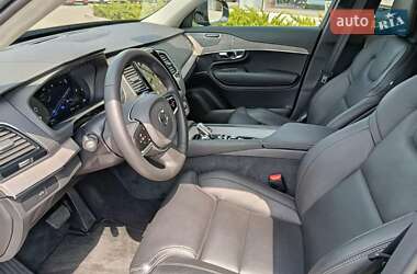Внедорожник / Кроссовер Volvo XC90 2024 в 