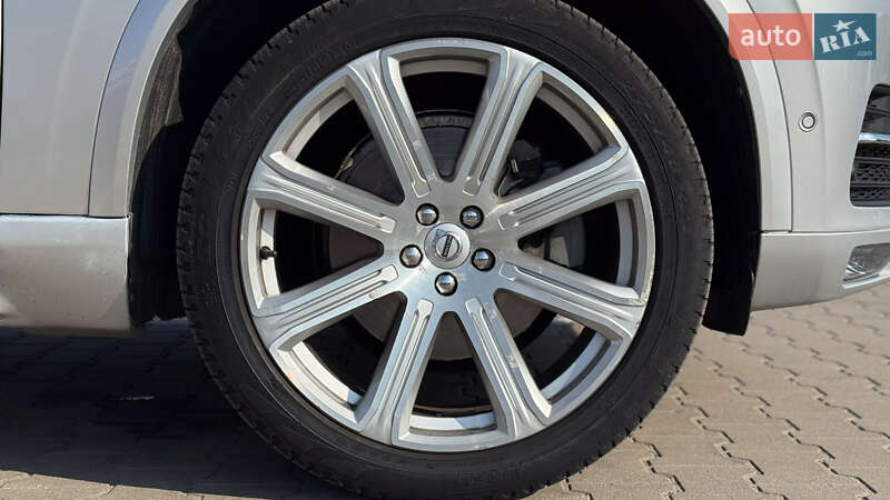 Внедорожник / Кроссовер Volvo XC90 2017 в Киеве