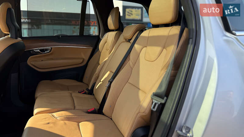 Внедорожник / Кроссовер Volvo XC90 2017 в Киеве