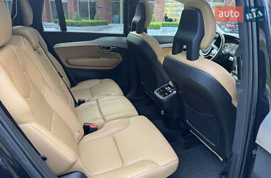 Внедорожник / Кроссовер Volvo XC90 2015 в 