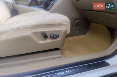 Внедорожник / Кроссовер Volvo XC90 2011 в 