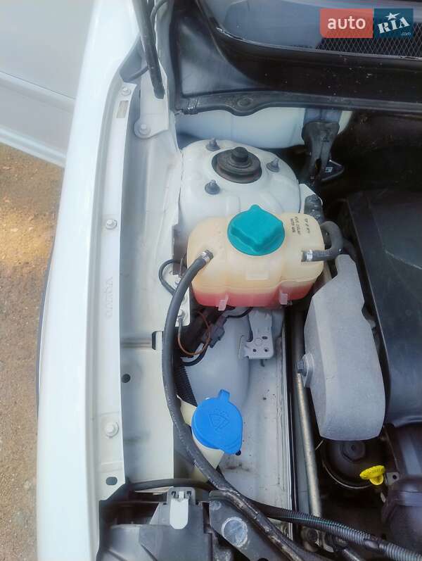 Внедорожник / Кроссовер Volvo XC90 2011 в Чернигове