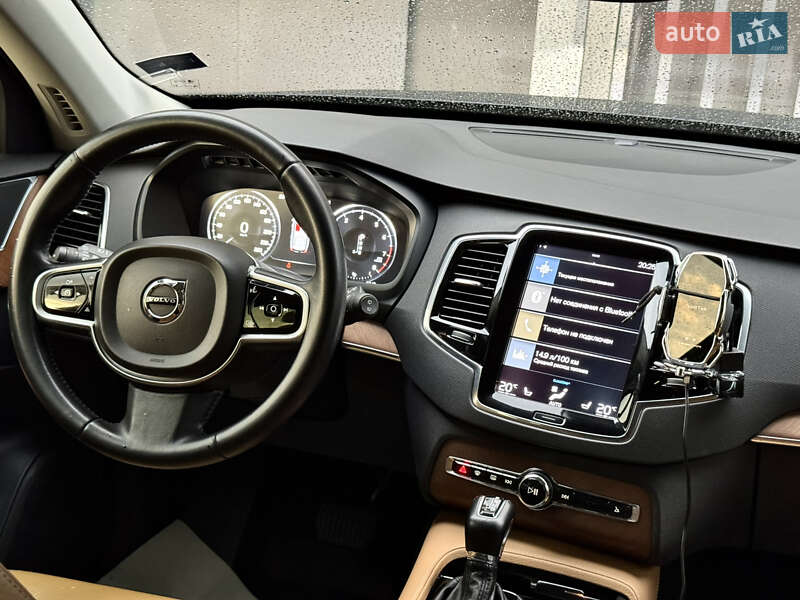 Внедорожник / Кроссовер Volvo XC90 2016 в Киеве