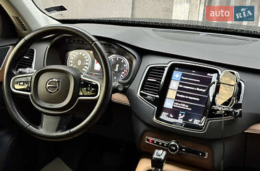 Внедорожник / Кроссовер Volvo XC90 2016 в 