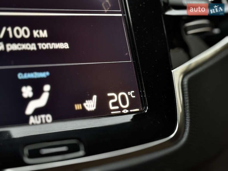 Внедорожник / Кроссовер Volvo XC90 2016 в Киеве