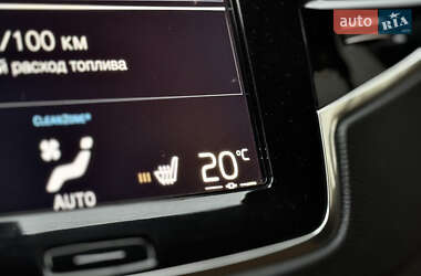 Внедорожник / Кроссовер Volvo XC90 2016 в 