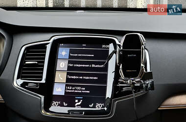 Внедорожник / Кроссовер Volvo XC90 2016 в 