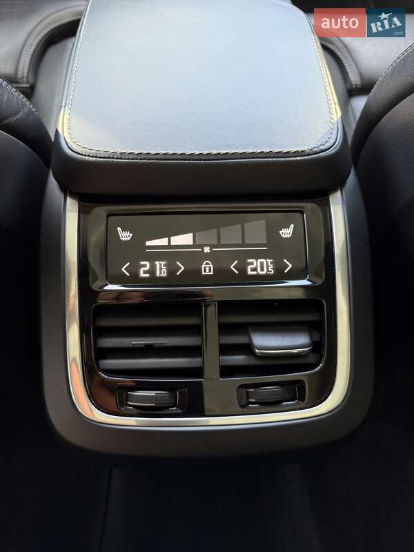 Внедорожник / Кроссовер Volvo XC90 2018 в Одессе