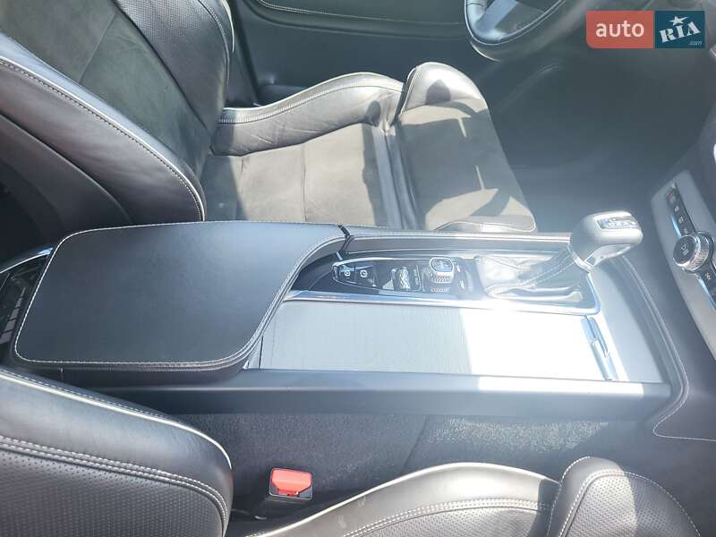 Внедорожник / Кроссовер Volvo XC90 2015 в Киеве фото 14 Внедорожник / Кроссовер Volvo XC90 2015 в Киеве