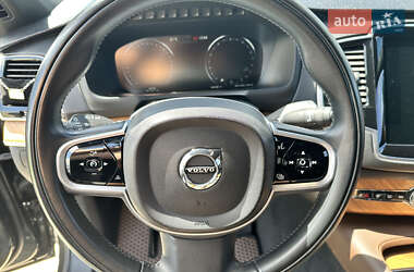 Внедорожник / Кроссовер Volvo XC90 2021 в 