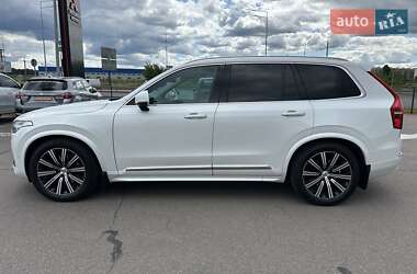 Позашляховик / Кросовер Volvo XC90 2023 в 