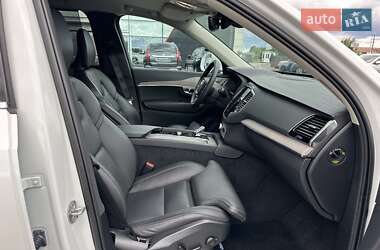Позашляховик / Кросовер Volvo XC90 2023 в 