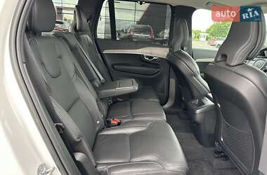 Позашляховик / Кросовер Volvo XC90 2023 в 
