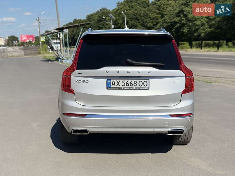 Внедорожник / Кроссовер Volvo XC90 2021 в Киеве