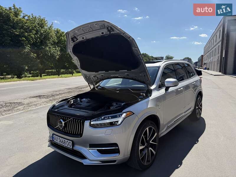 Внедорожник / Кроссовер Volvo XC90 2021 в Киеве