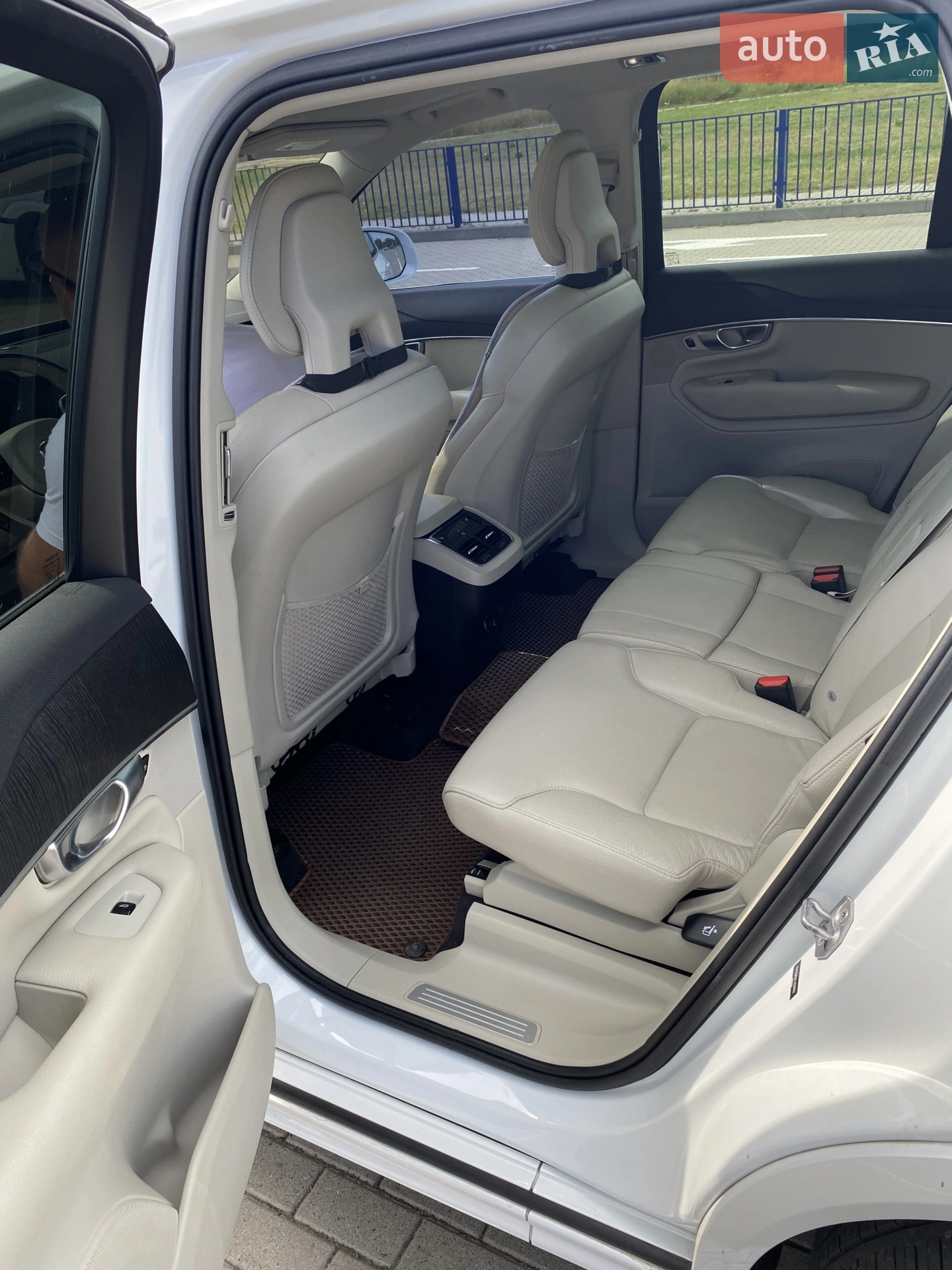 2019 Volvo XC90 - мініатюра 12