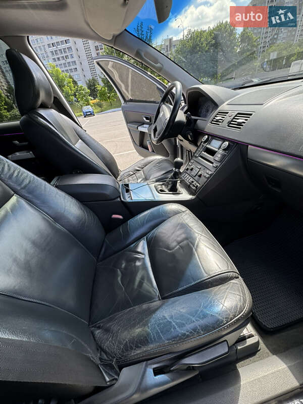 Внедорожник / Кроссовер Volvo XC90 2005 в Киеве