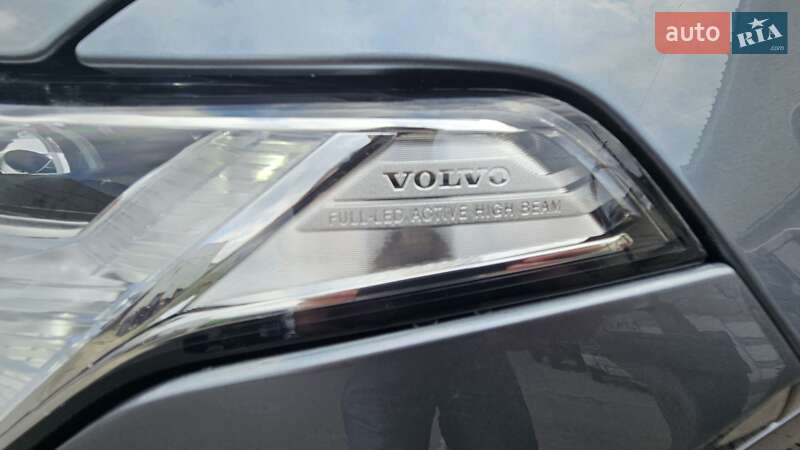 Позашляховик / Кросовер Volvo XC90 2020 в Києві