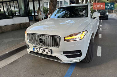 Внедорожник / Кроссовер Volvo XC90 2017 в 
