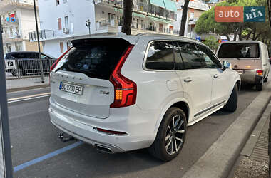Внедорожник / Кроссовер Volvo XC90 2017 в 