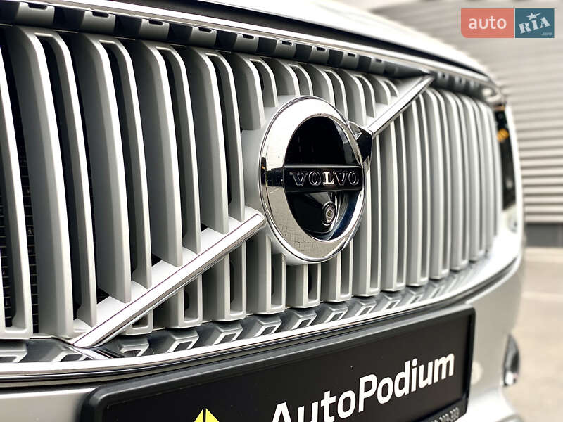 Внедорожник / Кроссовер Volvo XC90 2015 в Киеве