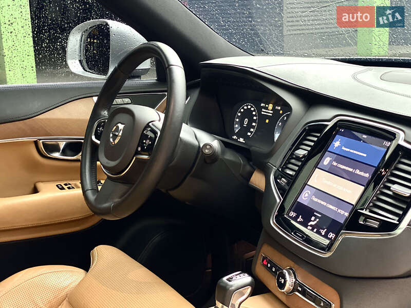 Внедорожник / Кроссовер Volvo XC90 2015 в Киеве