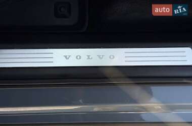 Внедорожник / Кроссовер Volvo XC90 2020 в 