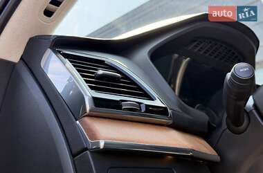 Внедорожник / Кроссовер Volvo XC90 2020 в 
