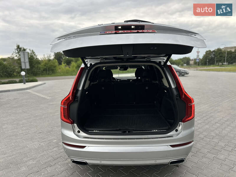 Внедорожник / Кроссовер Volvo XC90 2016 в Владимире