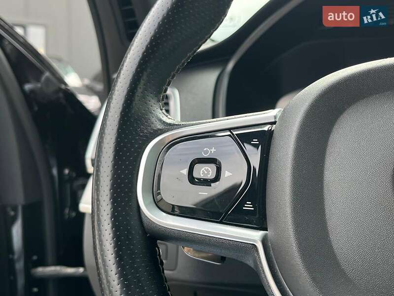 Внедорожник / Кроссовер Volvo XC90 2016 в Львове