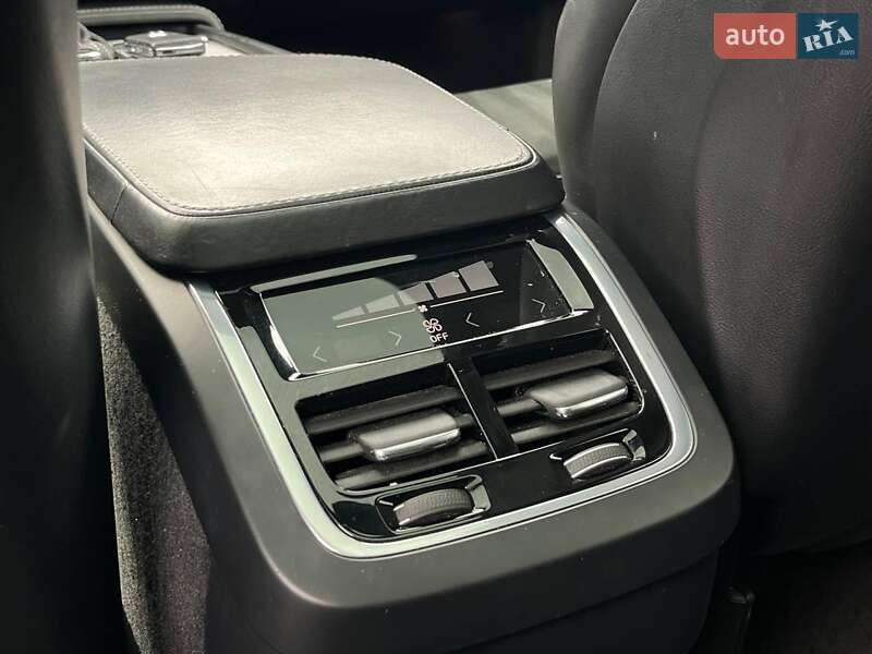 Внедорожник / Кроссовер Volvo XC90 2016 в Львове