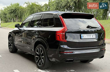 Позашляховик / Кросовер Volvo XC90 2017 в 