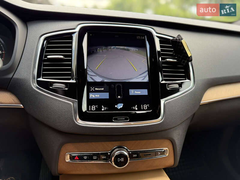 Внедорожник / Кроссовер Volvo XC90 2017 в Киеве