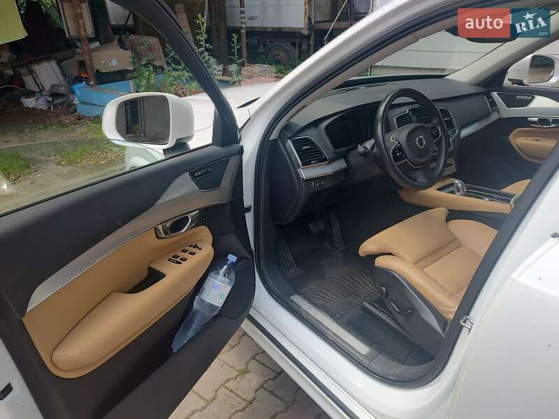 Позашляховик / Кросовер Volvo XC90 2016 в Ірпені