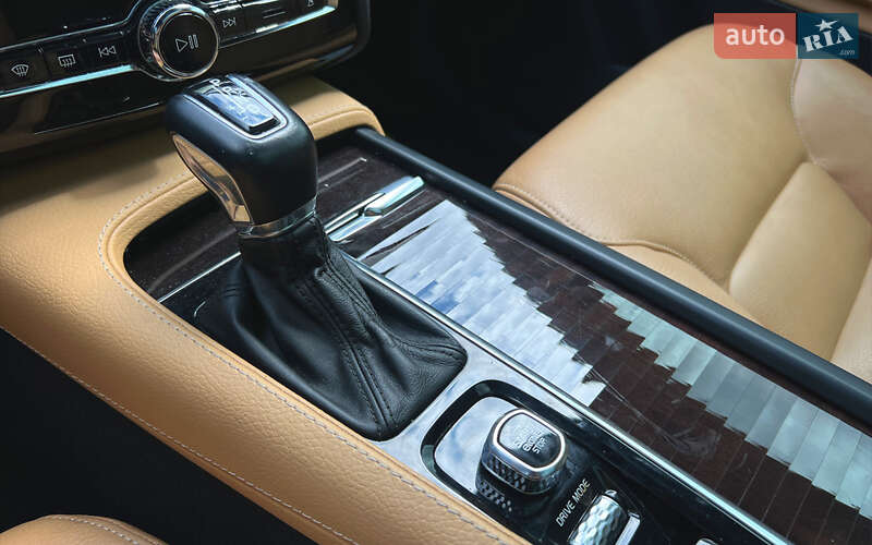 Позашляховик / Кросовер Volvo XC90 2017 в Львові