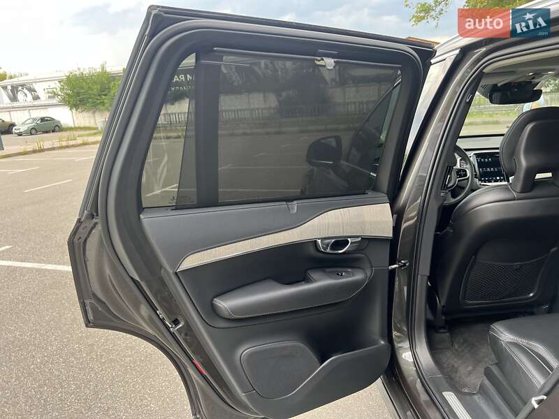 Внедорожник / Кроссовер Volvo XC90 2020 в Киеве