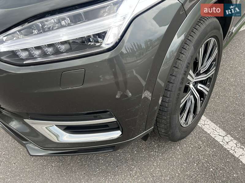 Внедорожник / Кроссовер Volvo XC90 2020 в Киеве