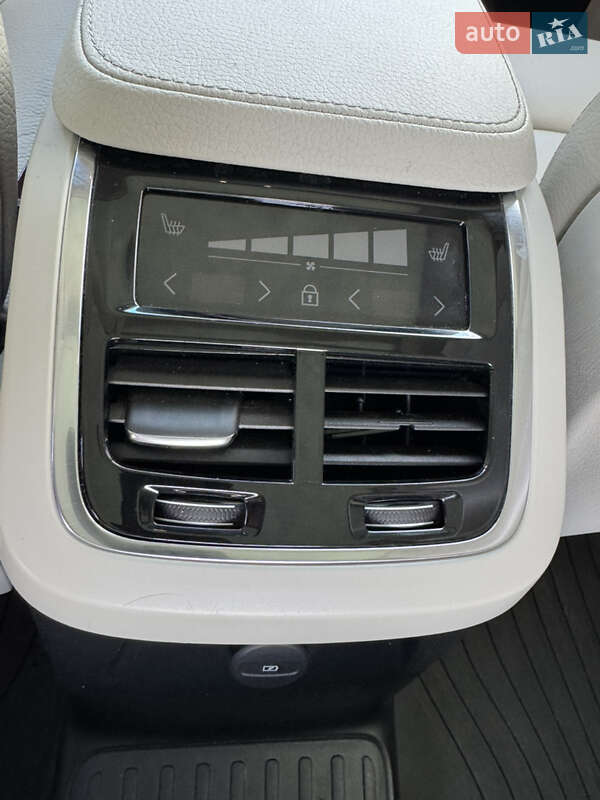Позашляховик / Кросовер Volvo XC90 2021 в Черкасах фото 28 Позашляховик / Кросовер Volvo XC90 2021 в Черкасах