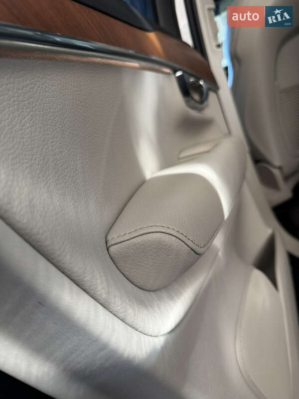 Позашляховик / Кросовер Volvo XC90 2021 в Черкасах фото 35 Позашляховик / Кросовер Volvo XC90 2021 в Черкасах