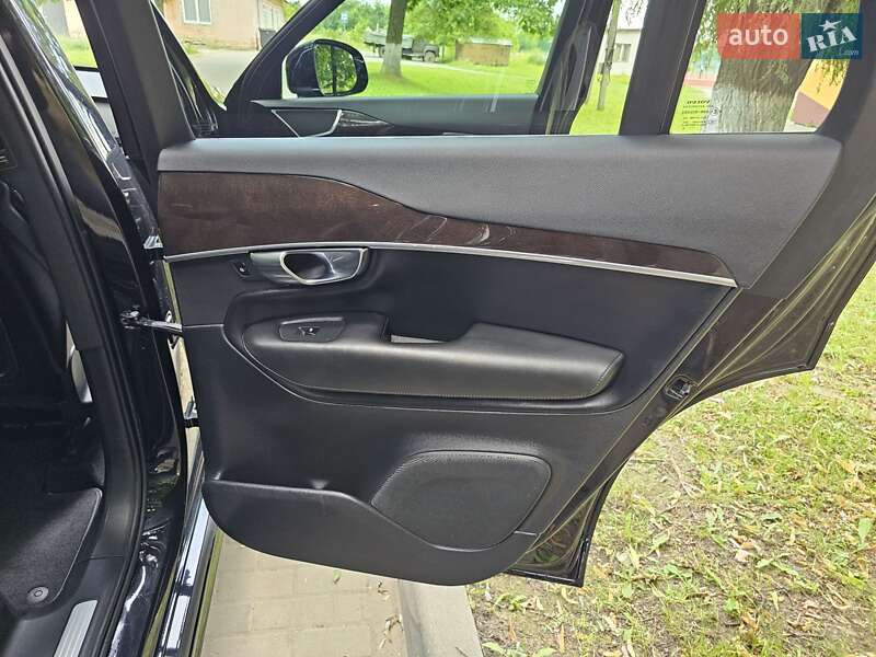 Позашляховик / Кросовер Volvo XC90 2018 в Львові