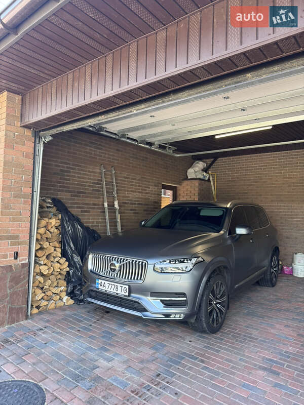 Внедорожник / Кроссовер Volvo XC90 2020 в Киеве